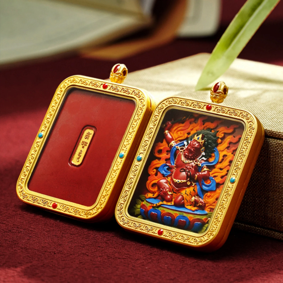 Fanchen·Hand-Painted Thangka Red Sand Brass Pendant Necklace (Ga Wu Box)